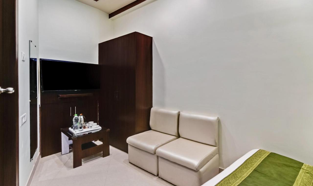 Treebo Resto- Near Lucknow Railway Station Hotell Eksteriør bilde