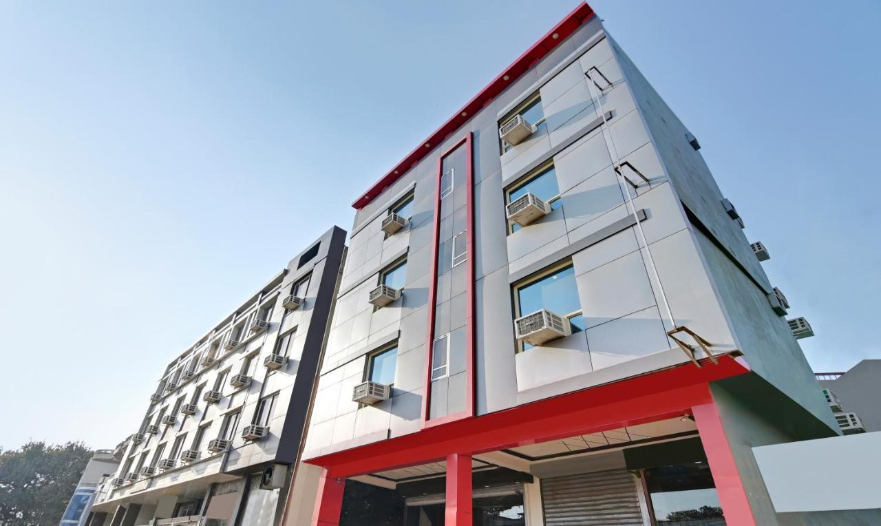Treebo Resto- Near Lucknow Railway Station Hotell Eksteriør bilde